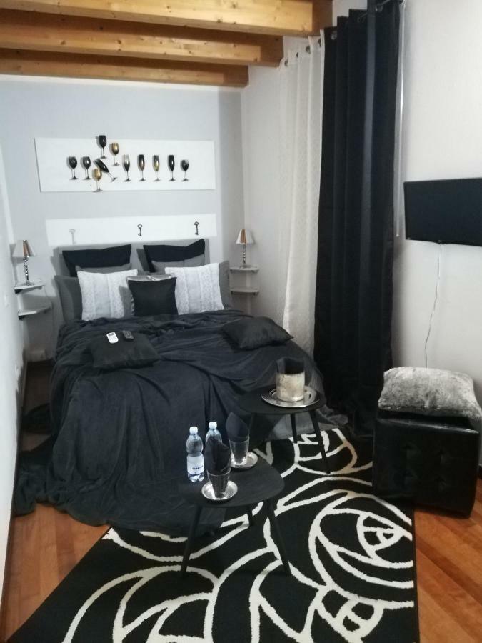 Garda House Hotel Sandrà Habitación foto